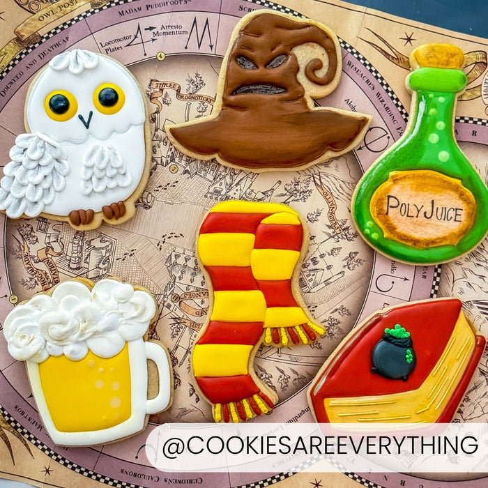 Cookie Cutters Book – Cookie Cutter & Stencil Set