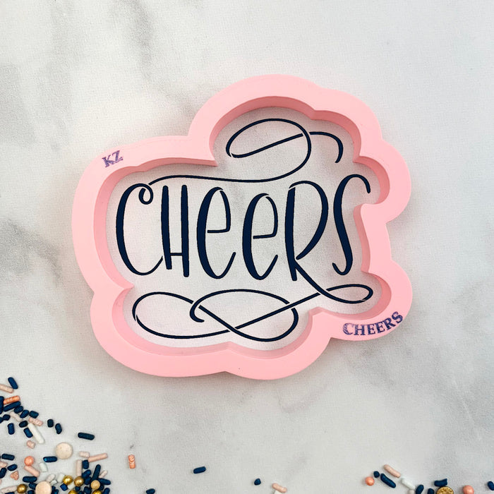 Cookie Cutters Cheers – Cookie Cutter & Stencil Set