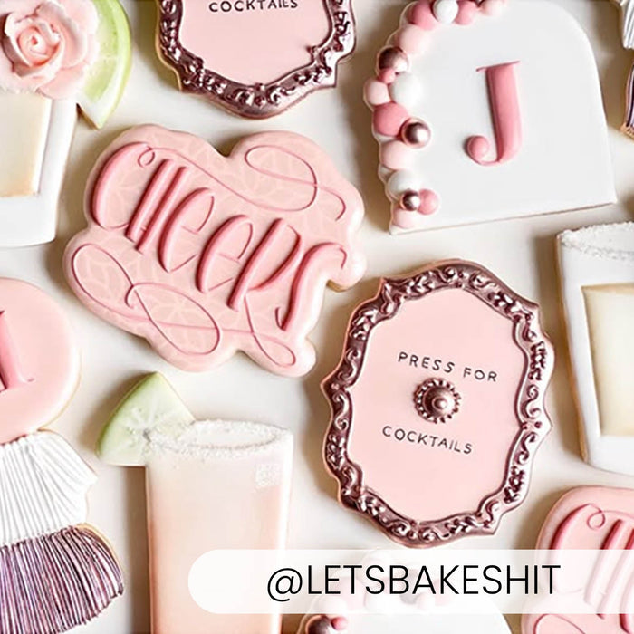 Cookie Cutters Cheers – Cookie Cutter & Stencil Set