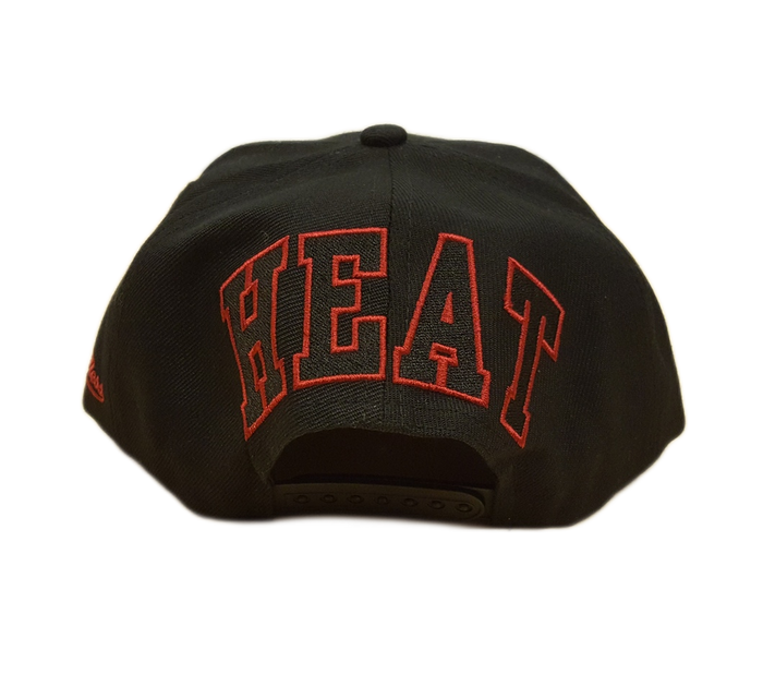 Mitchell & Ness NBA Men's Miami Heat Choco Camo HWC Snapback Adjustable Hat Black