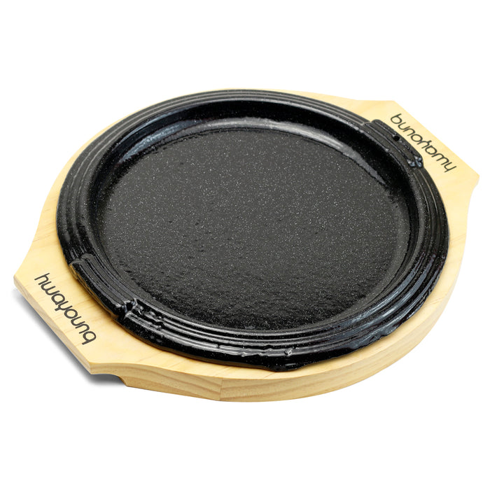 Round Iron Sizzling Steak Plate with Wood Base, 9.25"